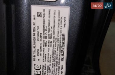 Седан Tesla Model 3 2022 в Киеве