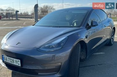 Седан Tesla Model 3 2022 в Киеве