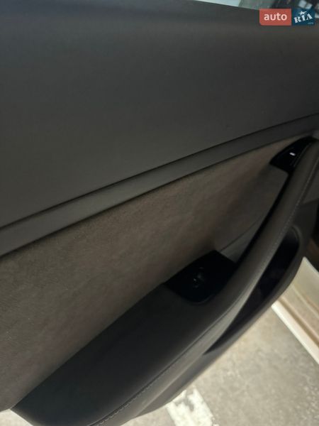 Седан Tesla Model 3 2018 в Киеве фото 16 Седан Tesla Model 3 2018 в Киеве