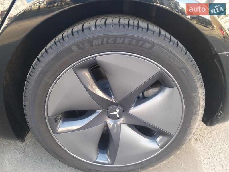Седан Tesla Model 3 2019 в Києві фото 19 Седан Tesla Model 3 2019 в Києві