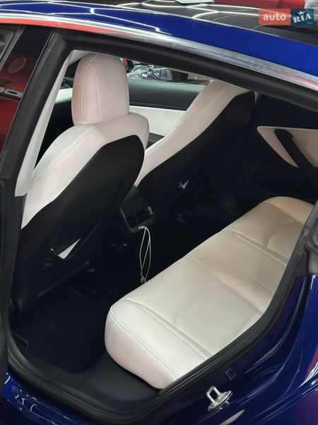 Седан Tesla Model 3 2018 в Полтаві