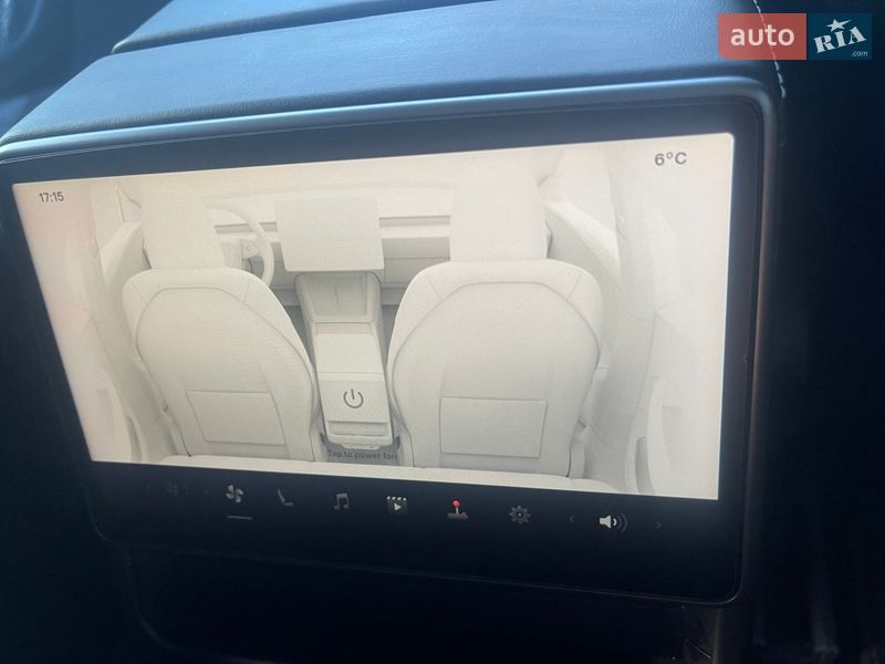 Седан Tesla Model 3 2024 в Киеве