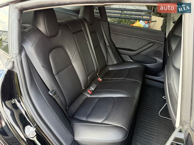 Седан Tesla Model 3 2023 в Стрые фото 36 Седан Tesla Model 3 2023 в Стрые