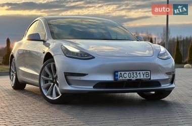 Седан Tesla Model 3 2017 в Луцьку