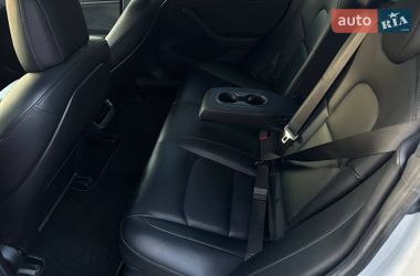 Седан Tesla Model 3 2017 в Луцьку