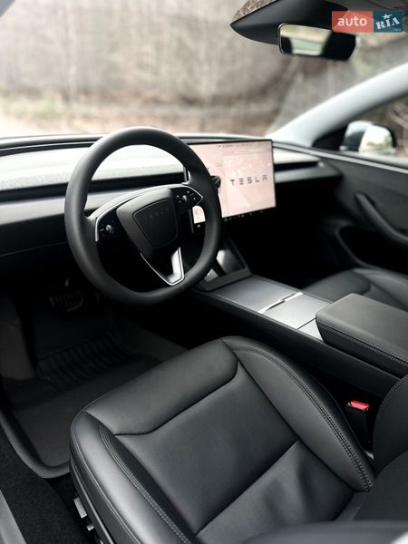 Седан Tesla Model 3 2024 в Костопілі фото 16 Седан Tesla Model 3 2024 в Костопілі