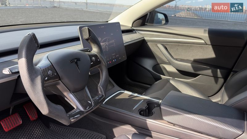 Седан Tesla Model 3 2022 в Дніпрі