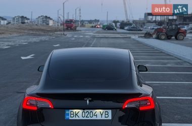 Седан Tesla Model 3 2022 в Рівному фото 8 Седан Tesla Model 3 2022 в Рівному