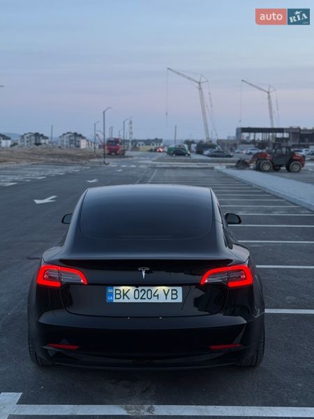 Седан Tesla Model 3 2022 в Ровно фото 8 Седан Tesla Model 3 2022 в Ровно