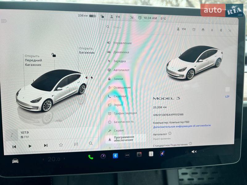 Седан Tesla Model 3 2023 в Луцьку