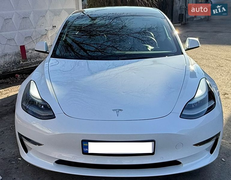 2022 Tesla Model 3, VIN 5YJ3E1EB3NF252235:plate — фото 1 (autoria)