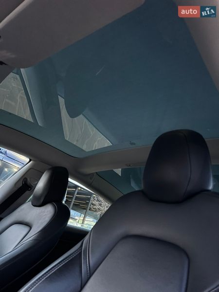 Седан Tesla Model 3 2019 в Львове фото 26 Седан Tesla Model 3 2019 в Львове