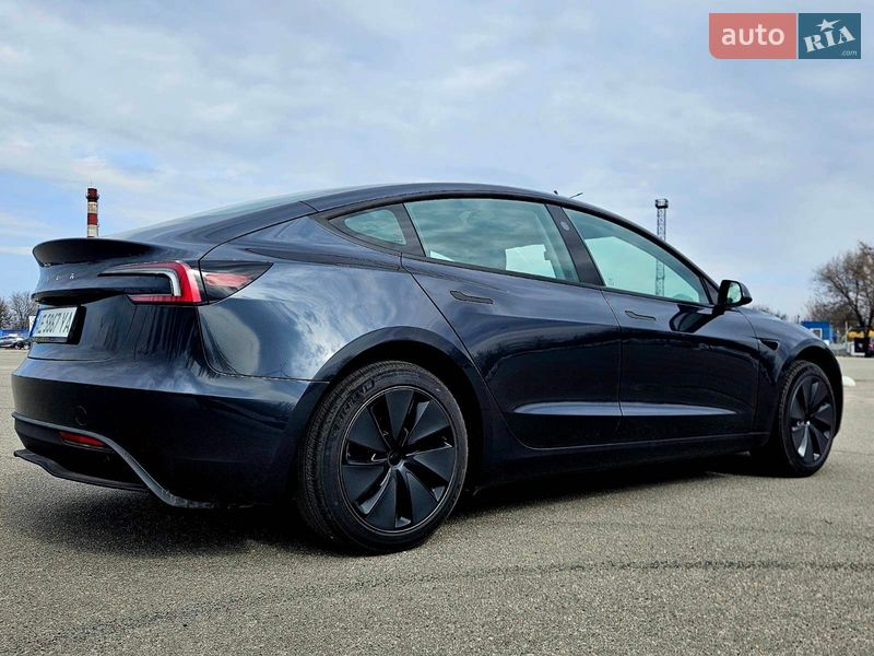 Седан Tesla Model 3 2025 в Днепре фото 15 Седан Tesla Model 3 2025 в Днепре