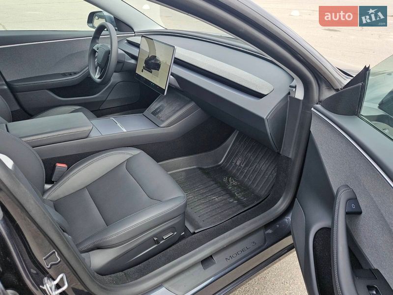 Седан Tesla Model 3 2025 в Днепре фото 34 Седан Tesla Model 3 2025 в Днепре