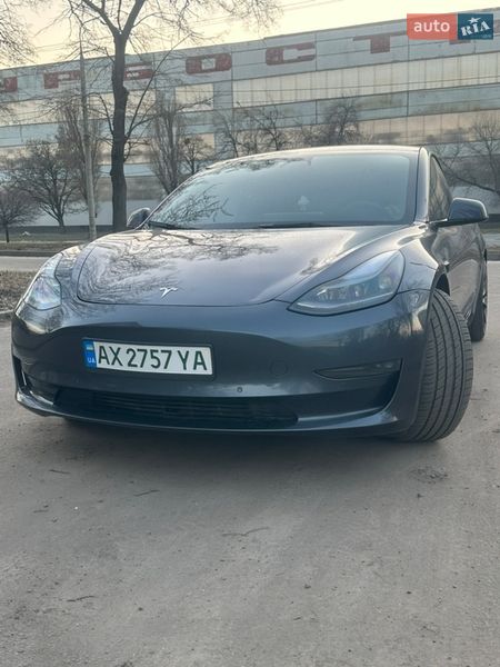 Седан Tesla Model 3 2022 в Харькове