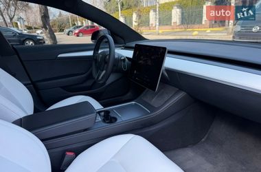 Седан Tesla Model 3 2023 в Киеве
