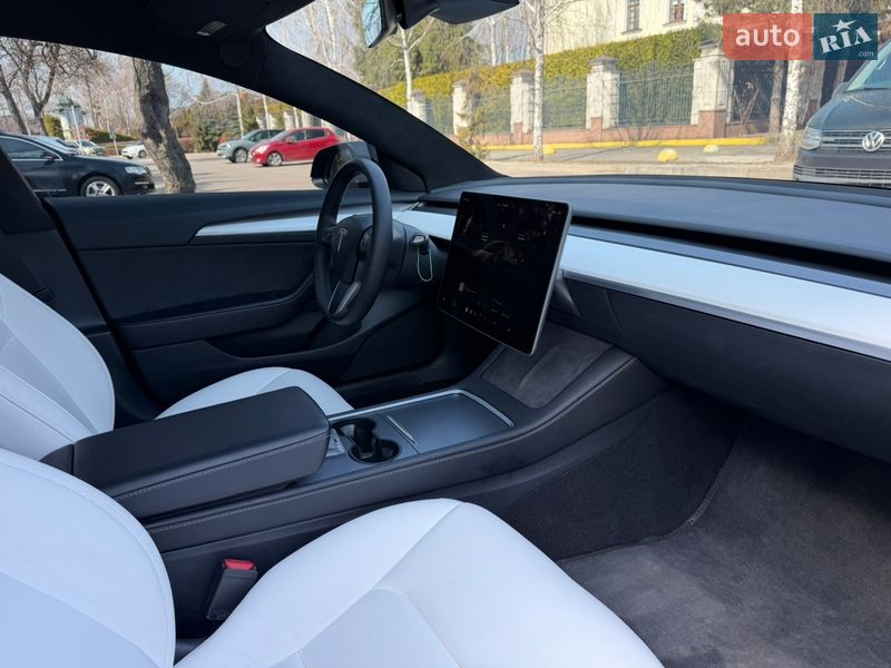 Седан Tesla Model 3 2023 в Києві фото 16 Седан Tesla Model 3 2023 в Києві