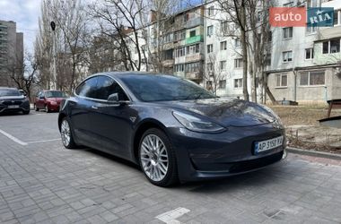 Седан Tesla Model 3 2020 в Запорожье