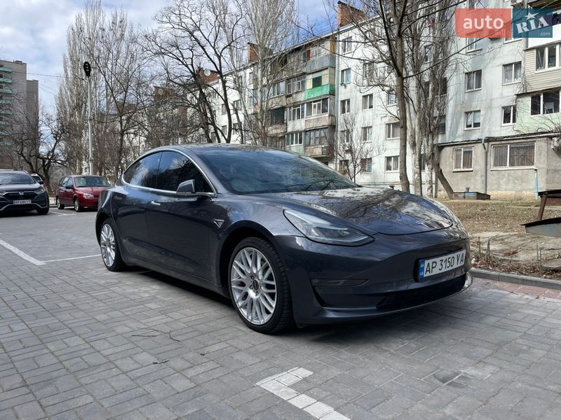 Tesla Model 3 2020 Tesla Model 3 2020