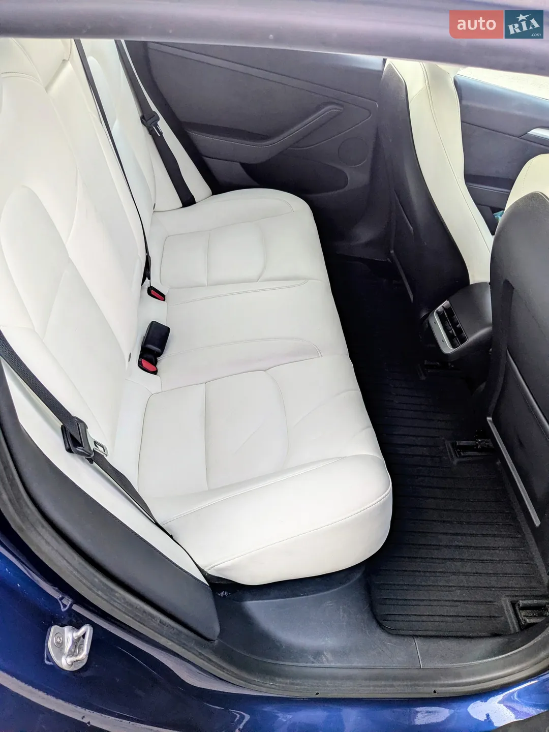 2021 Tesla Model 3 - мініатюра 8