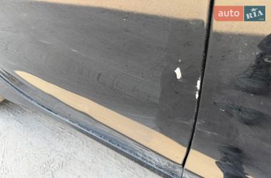 Седан Tesla Model 3 2021 в Киеве