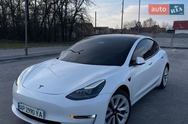 Седан Tesla Model 3 2022 в Запоріжжі