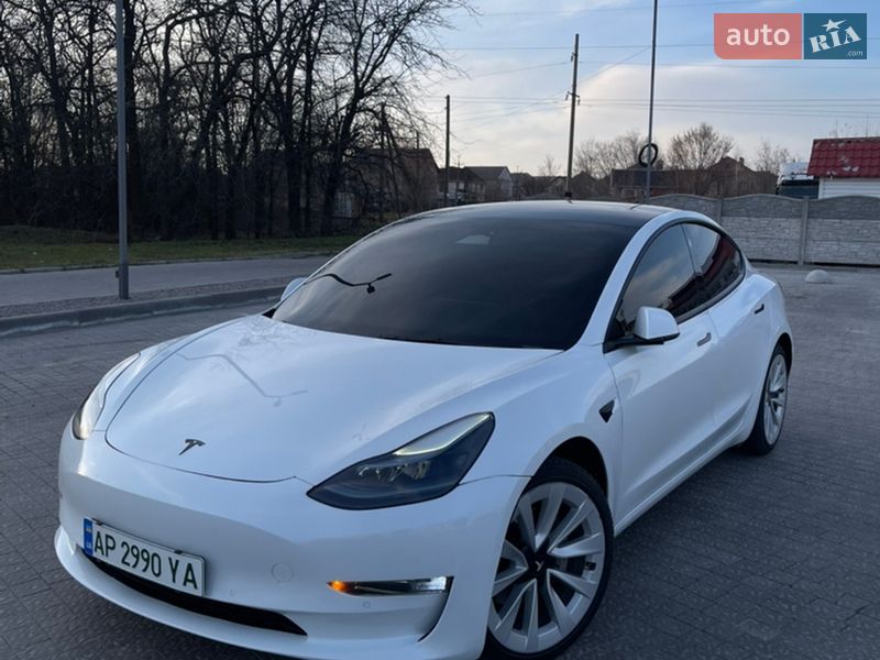 2022 Tesla Model 3, VIN 5YJ3E1EB9NF204576:plate — фото 1 (autoria)