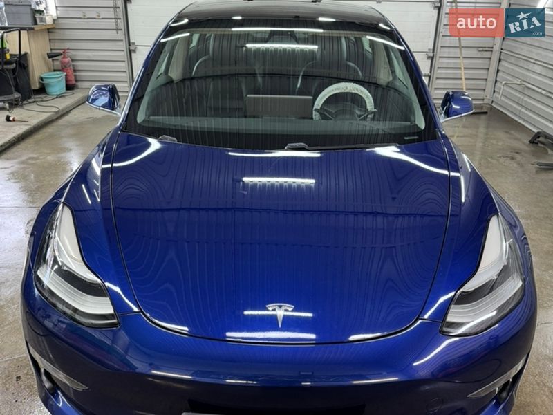 Tesla Model 3 2019 Tesla Model 3 2019
