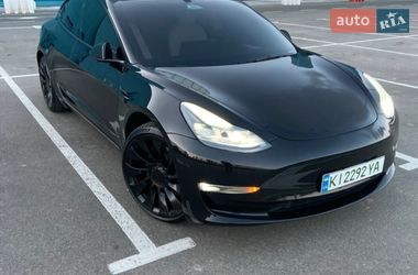 Седан Tesla Model 3 2023 в Киеве