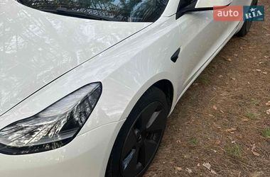 Седан Tesla Model 3 2023 в Вышгороде