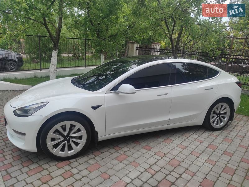 Tesla Model 3 2018 Tesla Model 3 2018