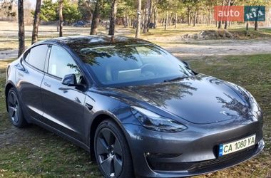 Седан Tesla Model 3 2022 в Черкассах
