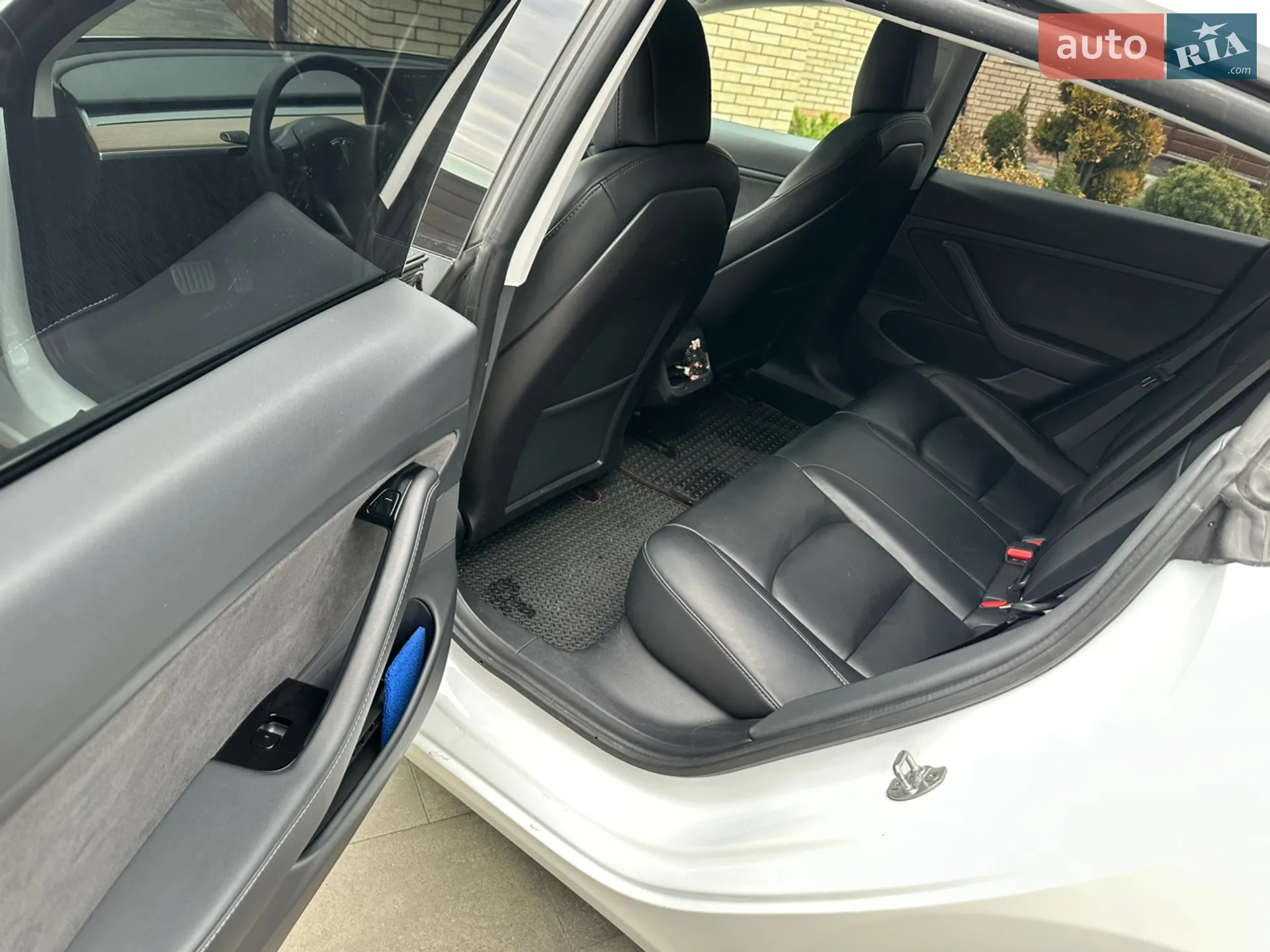 2020 Tesla Model 3 - мініатюра 17