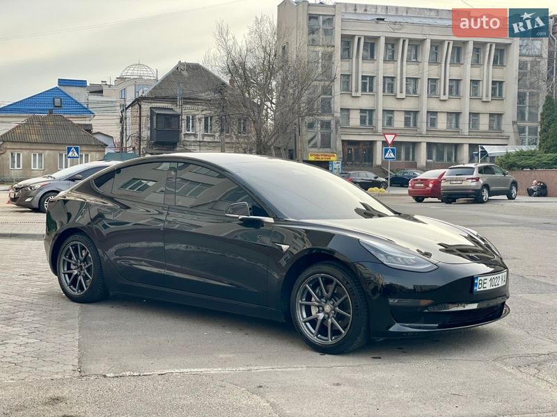 Седан Tesla Model 3 2019 в Николаеве фото Седан Tesla Model 3 2019 в Николаеве