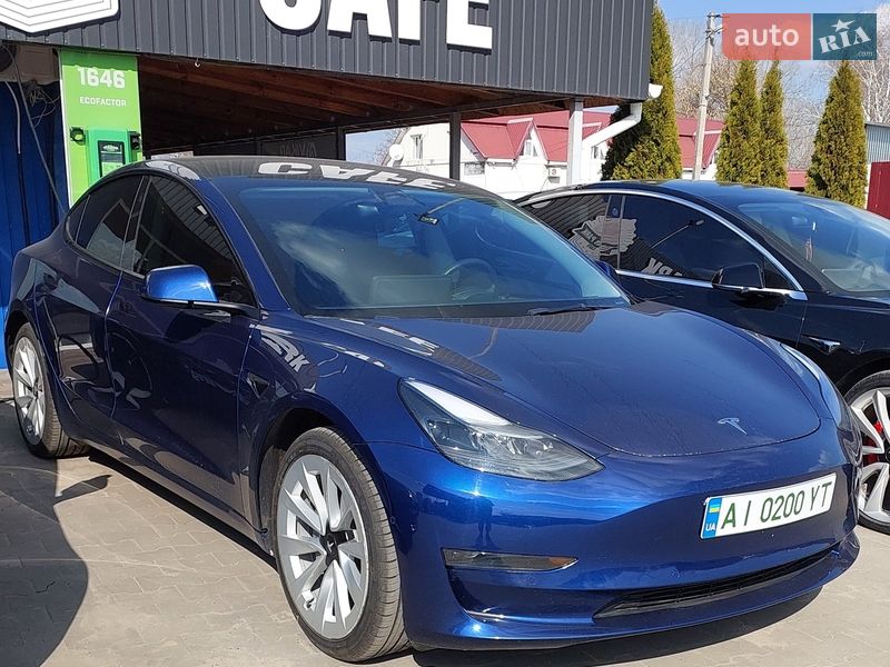 Седан Tesla Model 3 2022 в Баришівка
