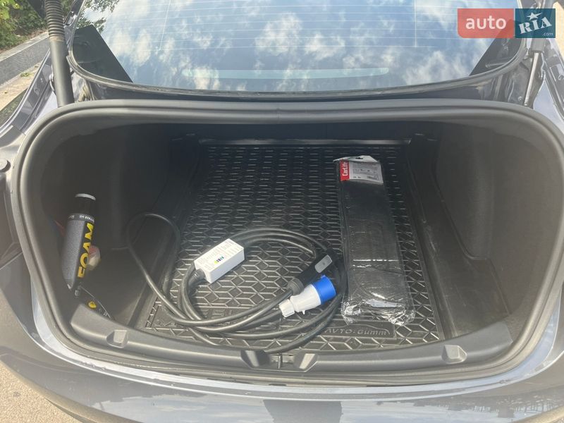 Седан Tesla Model 3 2023 в Полтаве фото 4 Седан Tesla Model 3 2023 в Полтаве