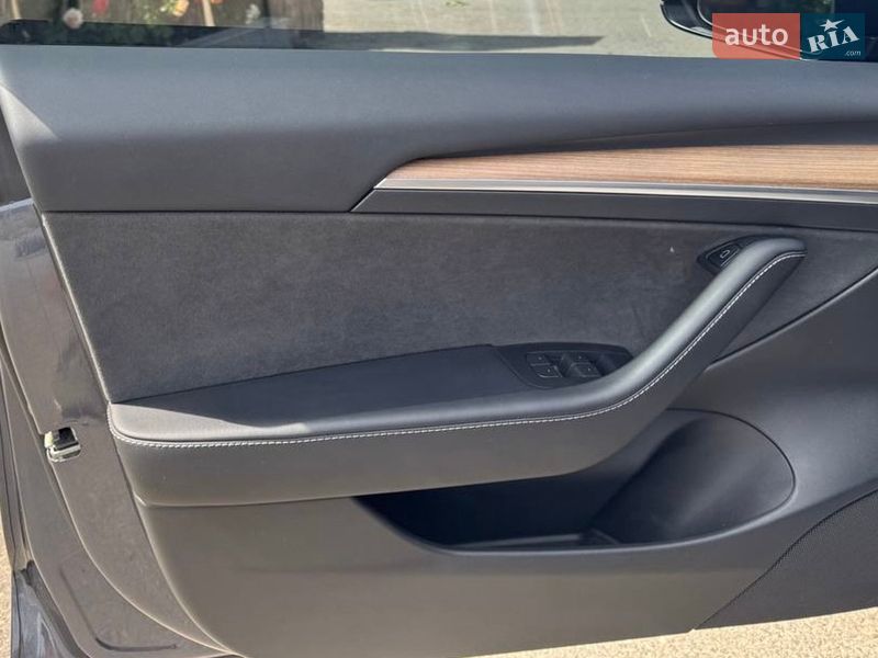Седан Tesla Model 3 2023 в Полтаве фото 5 Седан Tesla Model 3 2023 в Полтаве