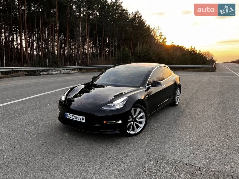 Седан Tesla Model 3 2018 в Ковеле
