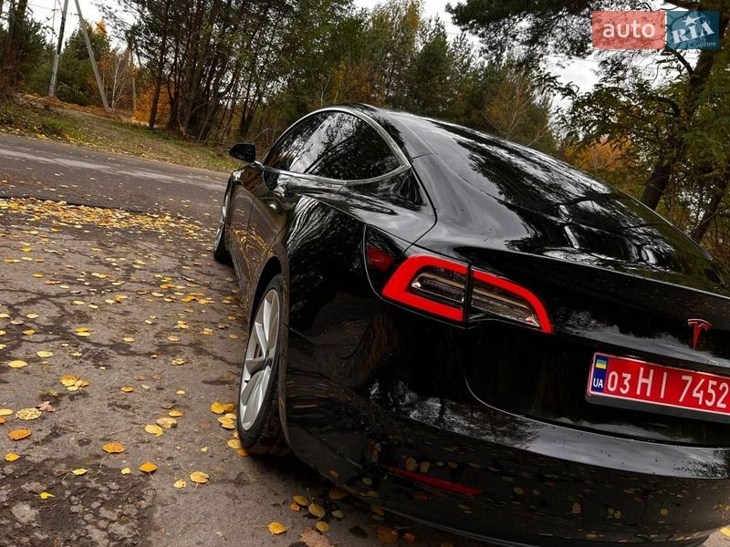 Седан Tesla Model 3 2018 в Ковеле