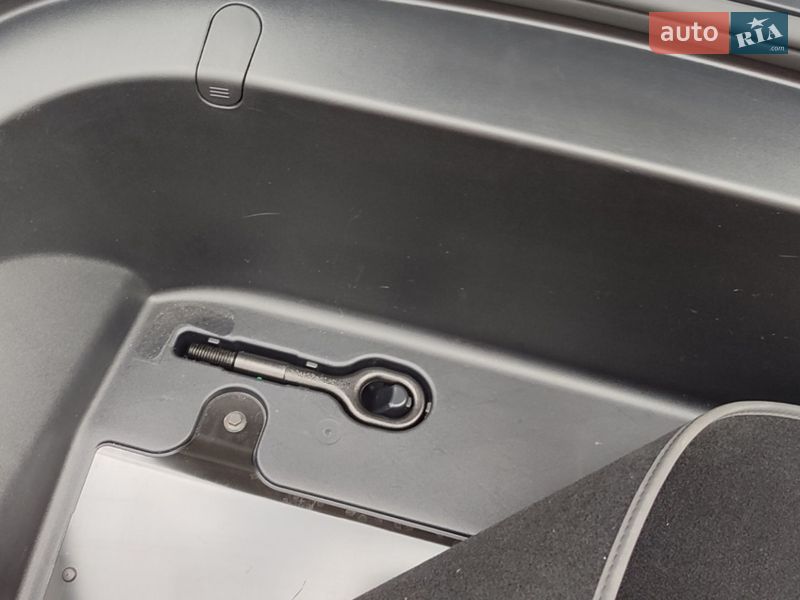 Седан Tesla Model 3 2018 в Ковеле