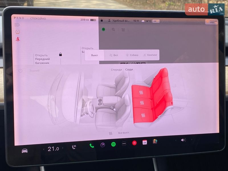 Седан Tesla Model 3 2019 в Ужгороде