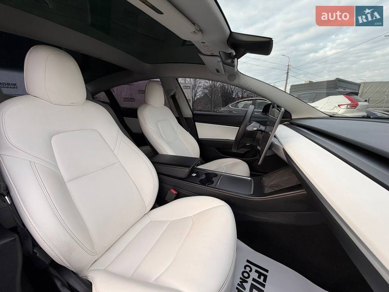 Седан Tesla Model 3 2021 в Луцьку фото 10 Седан Tesla Model 3 2021 в Луцьку