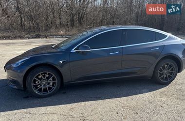 Седан Tesla Model 3 2019 в Харькове фото 10 Седан Tesla Model 3 2019 в Харькове