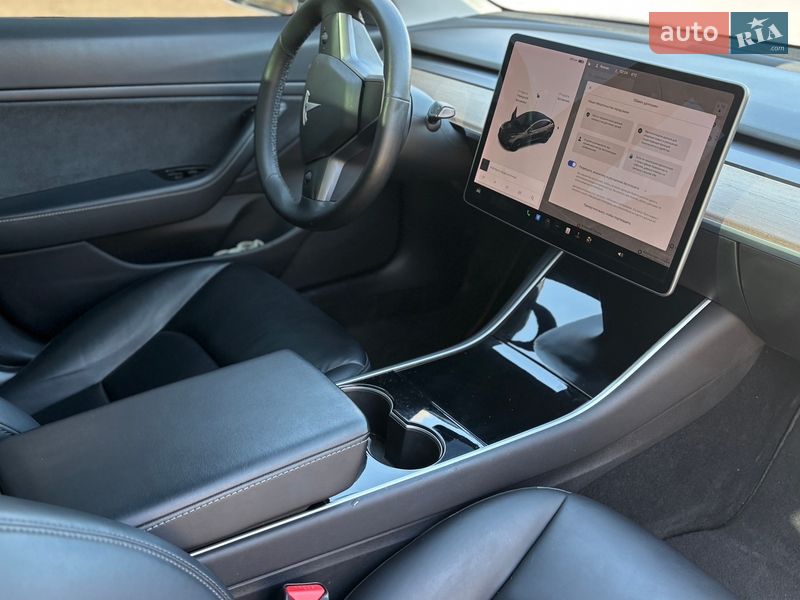 Седан Tesla Model 3 2019 в Харькове фото 15 Седан Tesla Model 3 2019 в Харькове