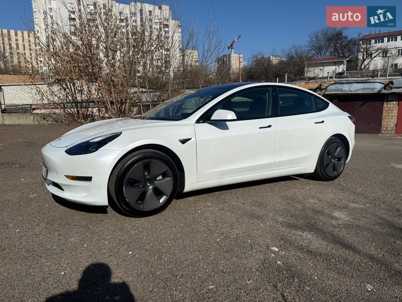 Седан Tesla Model 3 2023 в Киеве фото 8 Седан Tesla Model 3 2023 в Киеве