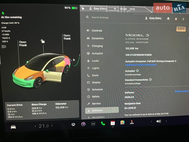 Седан Tesla Model 3 2021 в Львове