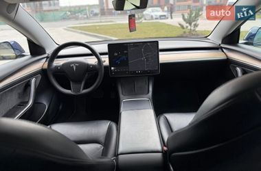 Седан Tesla Model 3 2021 в Тернополе