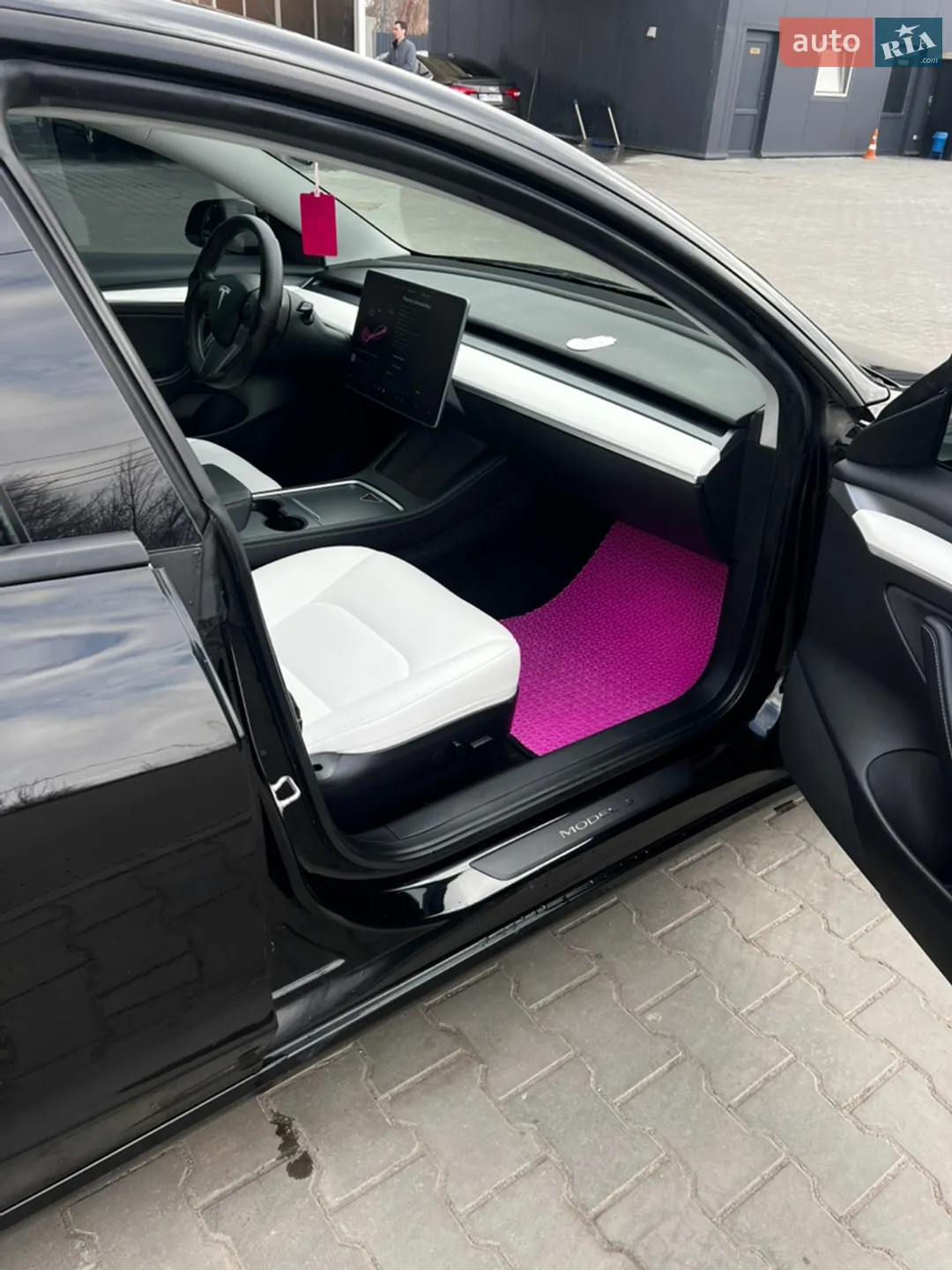 2022 Tesla Model 3 - мініатюра 11