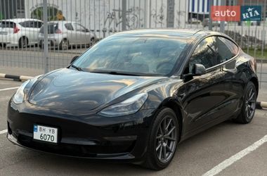 Седан Tesla Model 3 2021 в Одесі