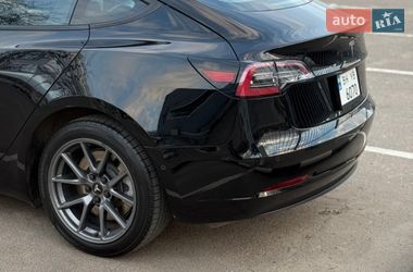 Седан Tesla Model 3 2021 в Одесі